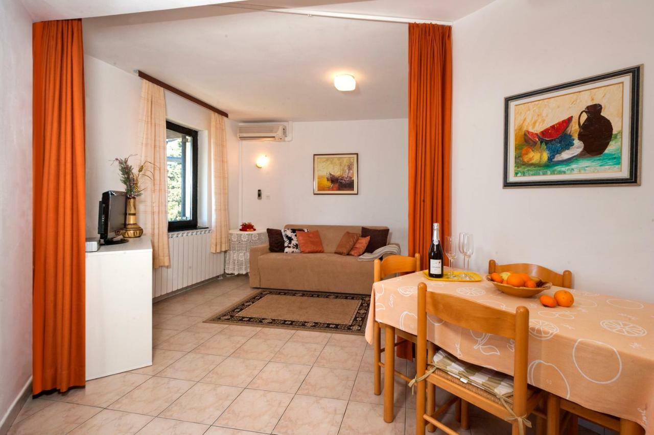 Villa Carolina Tar-Vabriga Екстер'єр фото