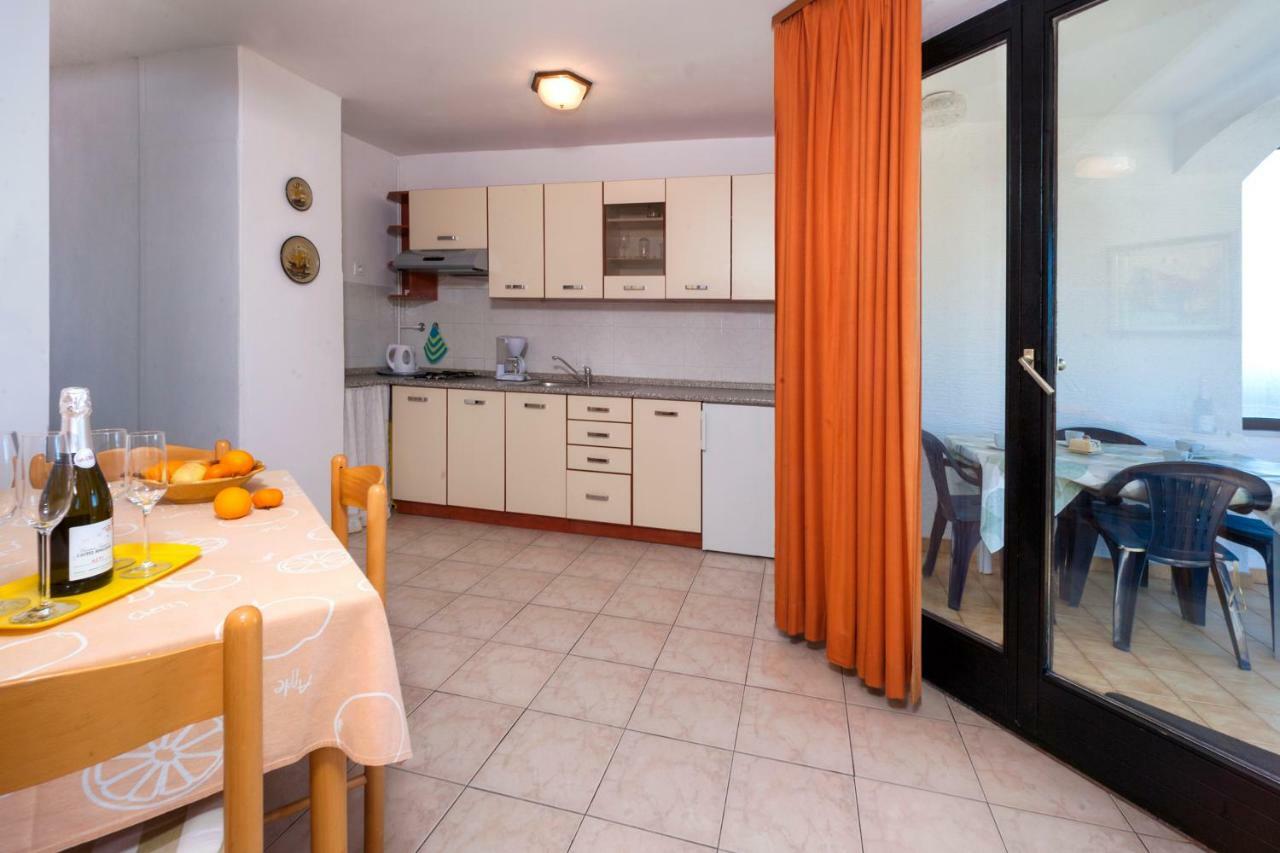 Villa Carolina Tar-Vabriga Екстер'єр фото