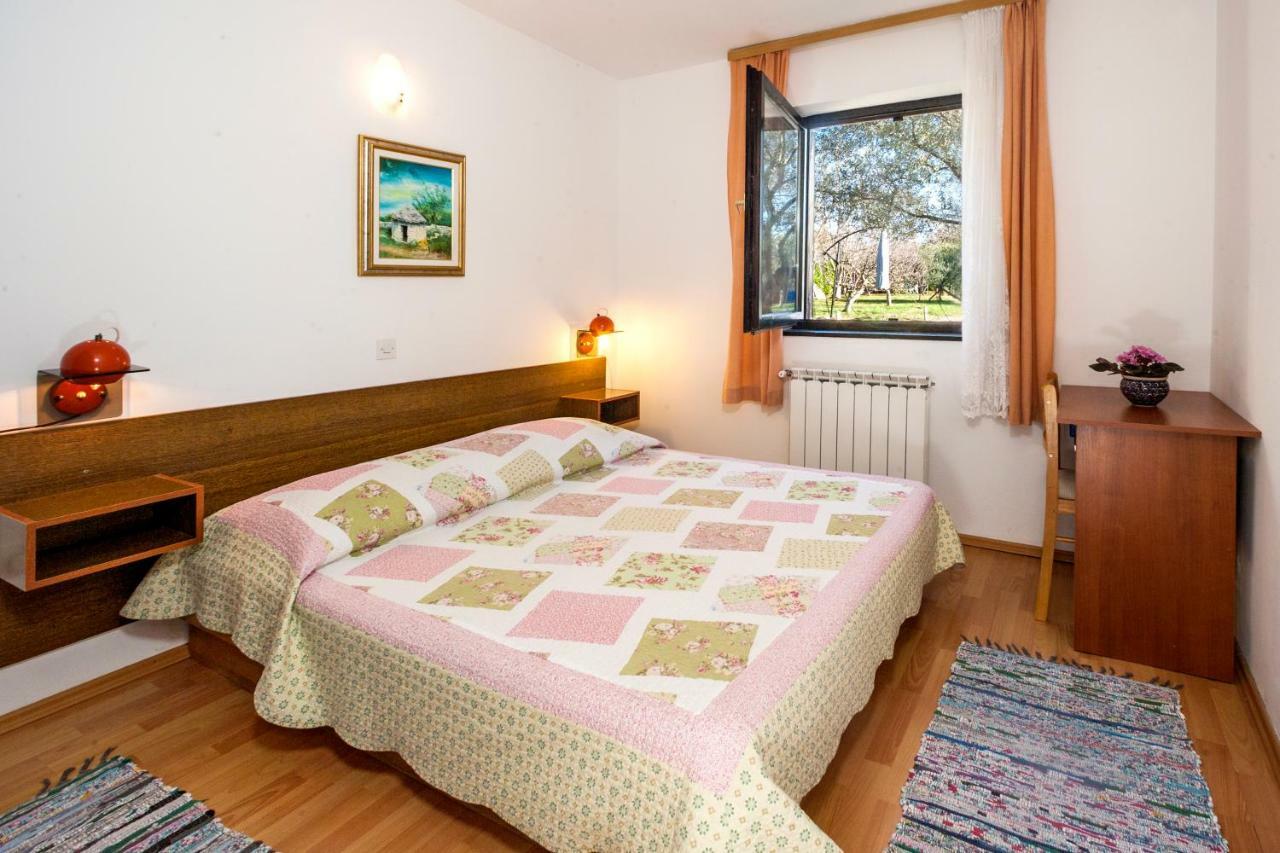 Villa Carolina Tar-Vabriga Екстер'єр фото