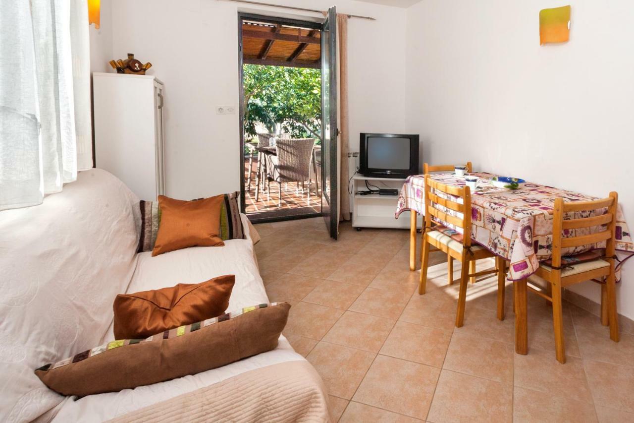 Villa Carolina Tar-Vabriga Екстер'єр фото